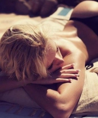 Чувственная нимфоманка ждет тебя для нескончаемого виртуального праздника. Готова исполнить твои самые сокровенные желания и фантазии! 8635, 31 год